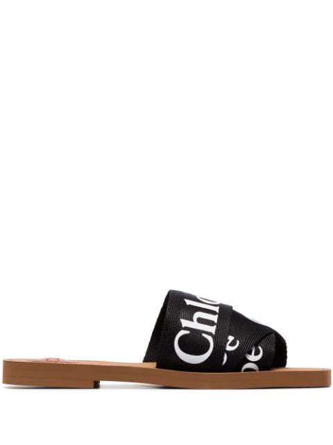 Woody logo slides | Farfetch (UK)