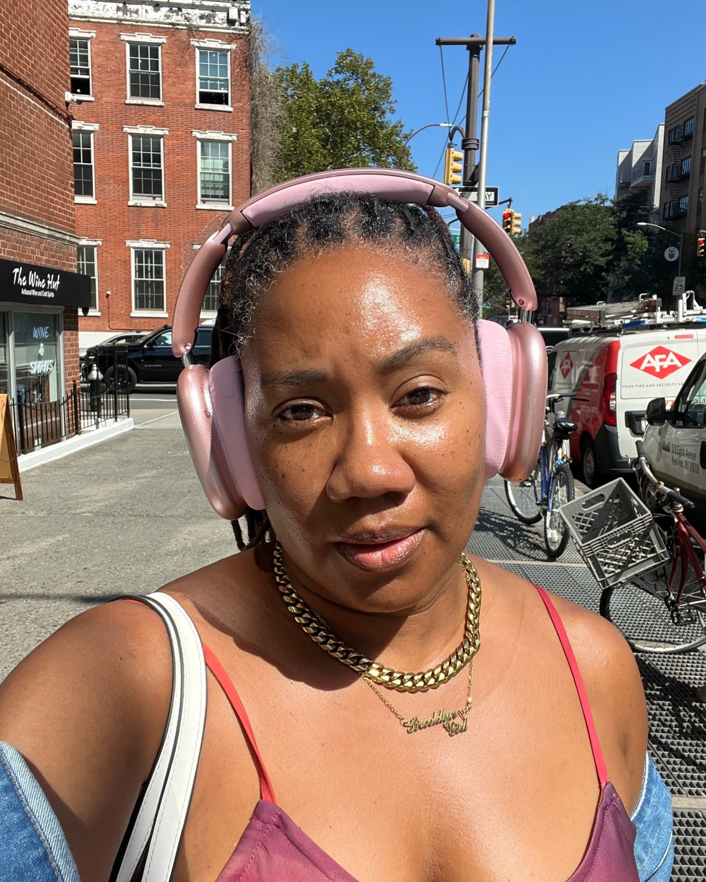 Found these Apple headphone dupes for under $50 and I love them!