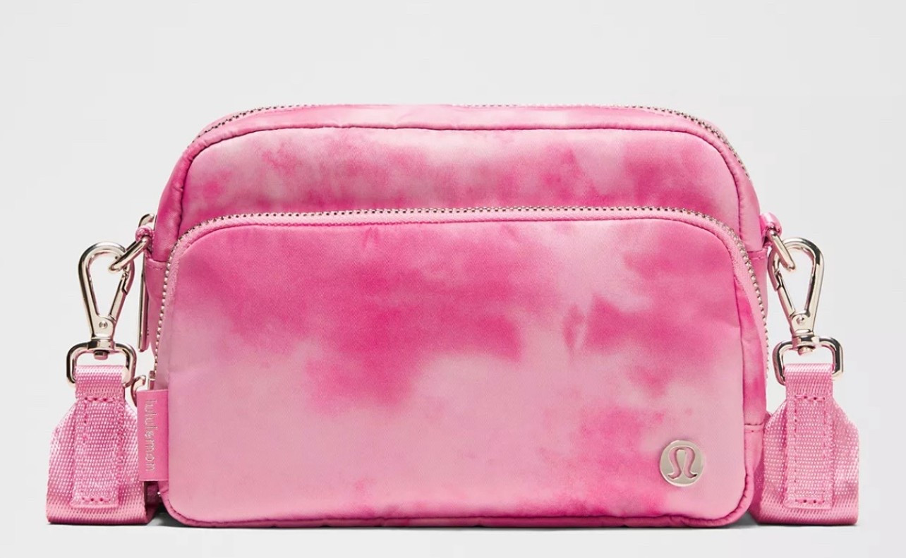 New at Lululemon!

@lululemon 