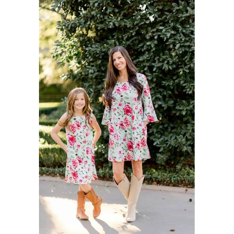 The Pioneer Woman Mommy & Me Ruffle Knit Dress with 3/4 Sleeves, Women's | Walmart (US)