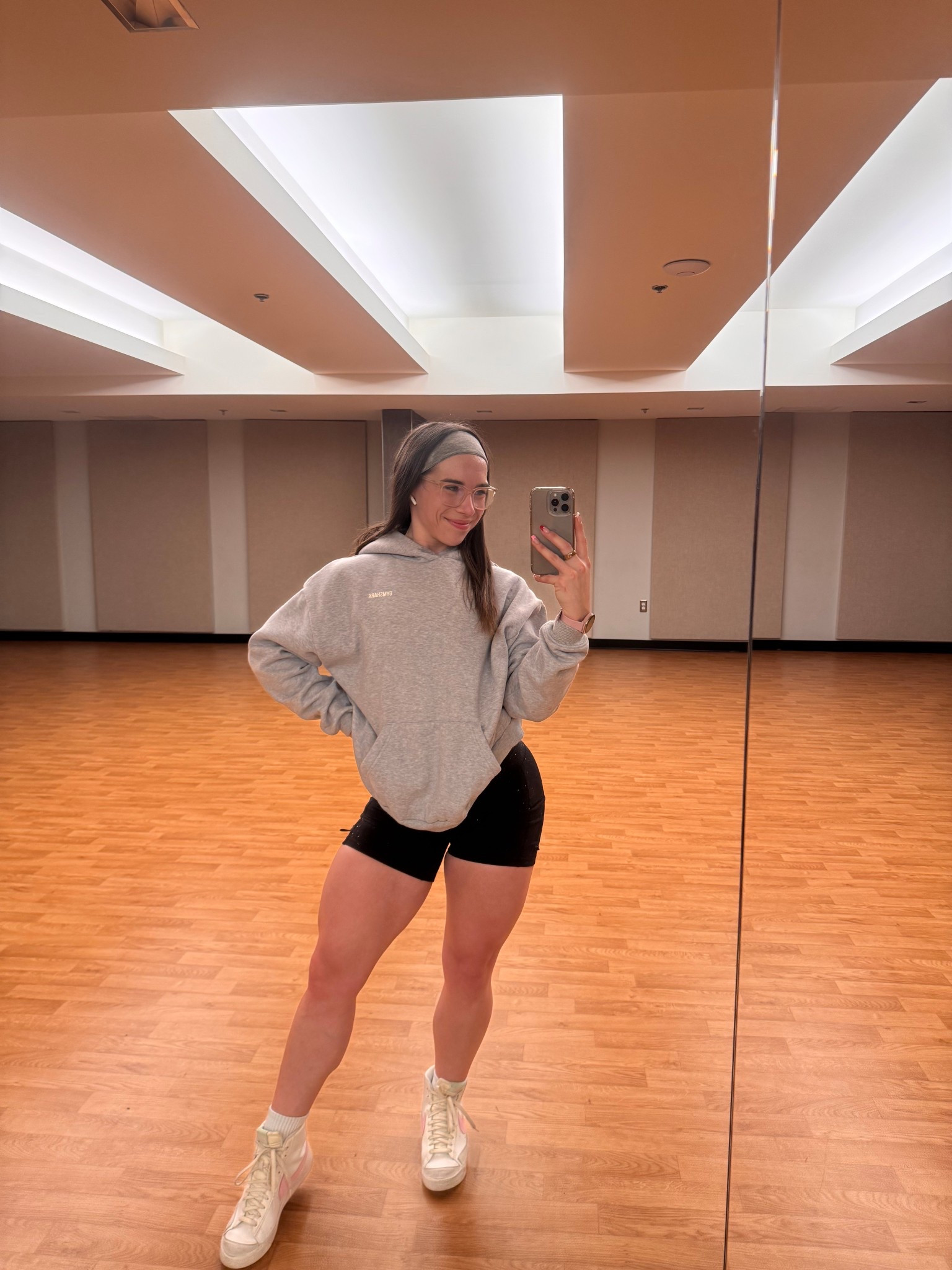 Cozy hoodies only for leg day 🩶

#LTKootd #LTKActive #LTKfitnessgoals