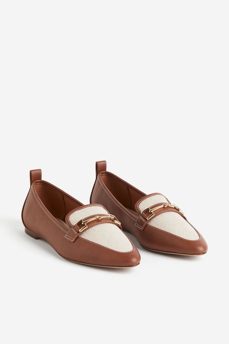 Pointed Loafers - Brown/natural white - Ladies | H&M US | H&M (US + CA)