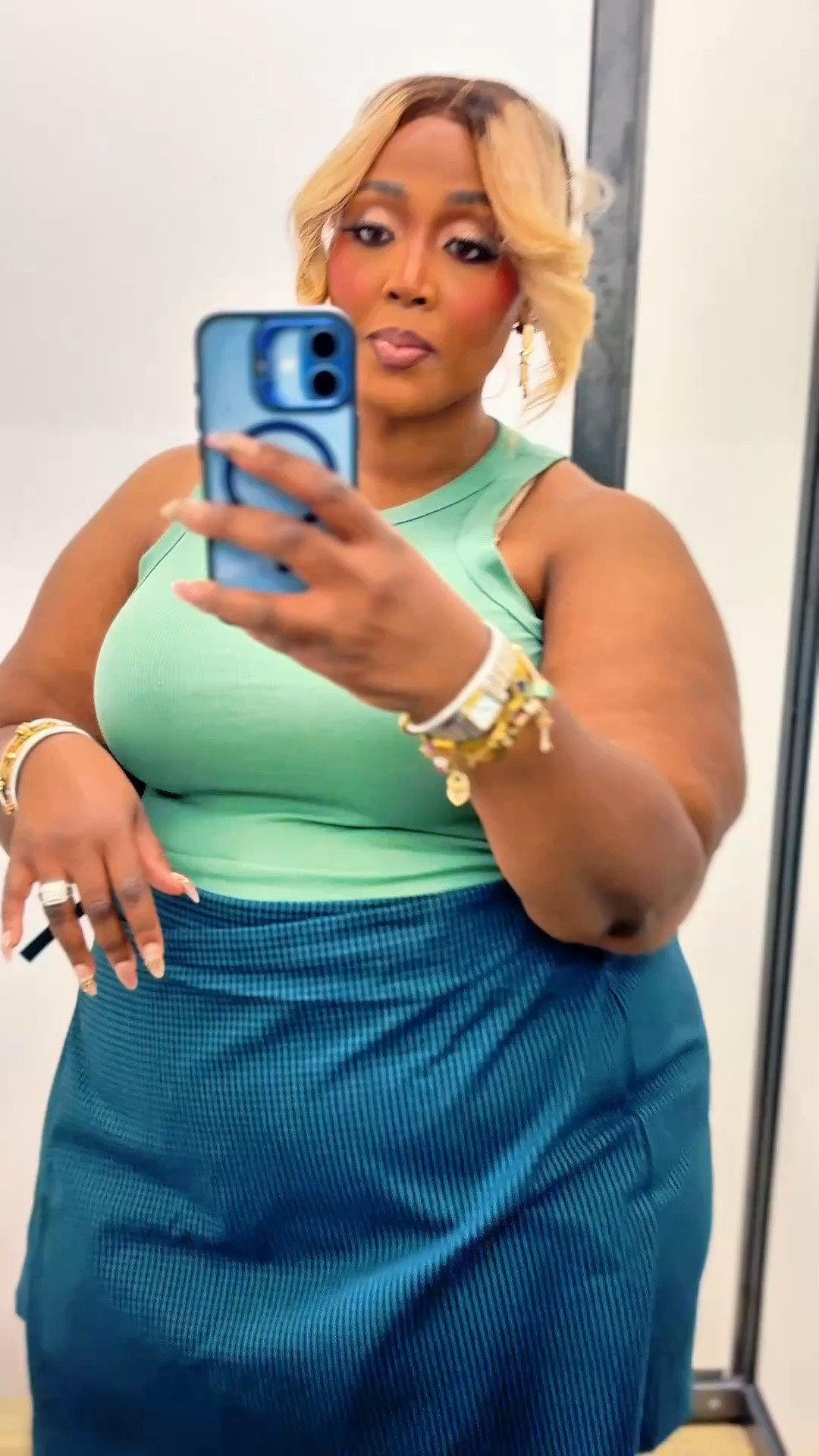 Shop the Curve and Serve -Episode 2 is Old Navy! I found some really cute finds! And since they go up to a size 4x and 20-22 in pants I think I’ll be there a little more!

#LTKOver40 #LTKPlusSize #LTKBeauty