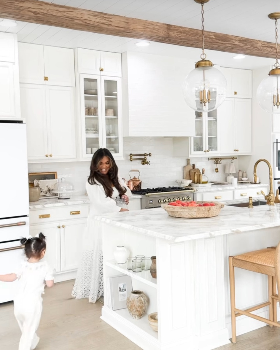 Shop the dreamiest eyelet dress 🤍

#LTKstyletip