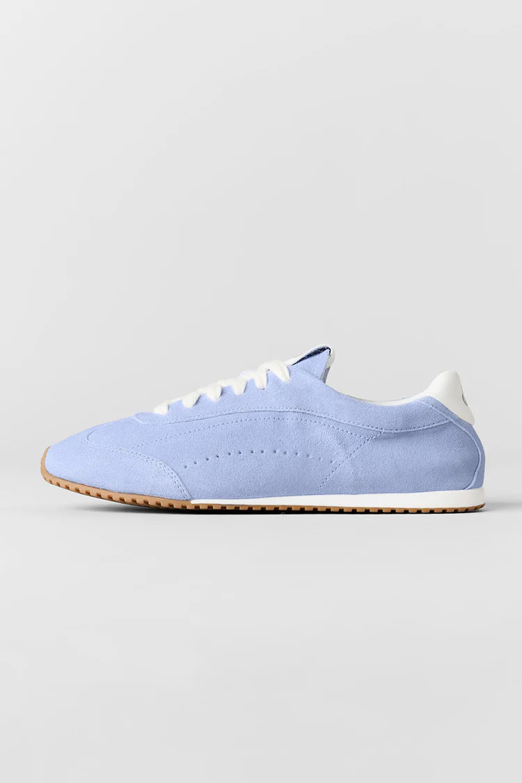 ALO Sunset Sneaker - Light Provence Blue | Alo Yoga (US)
