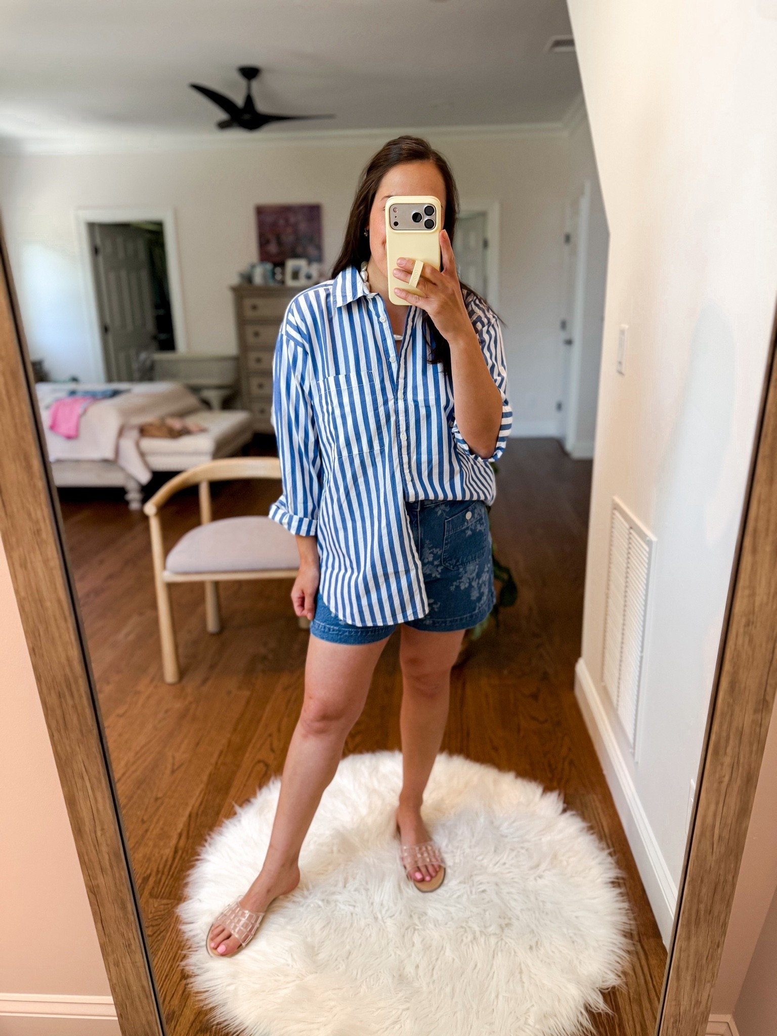 Loft sale outfit 
Top: small
Shorts: size 6

#LTKmomlife #LTKootd #LTKSaleAlert
