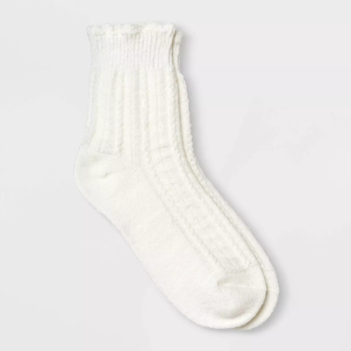 Women's Scalloped Edge Pointelle Supersoft Short Crew Boot Socks - Universal Thread™ 4-10 | Target