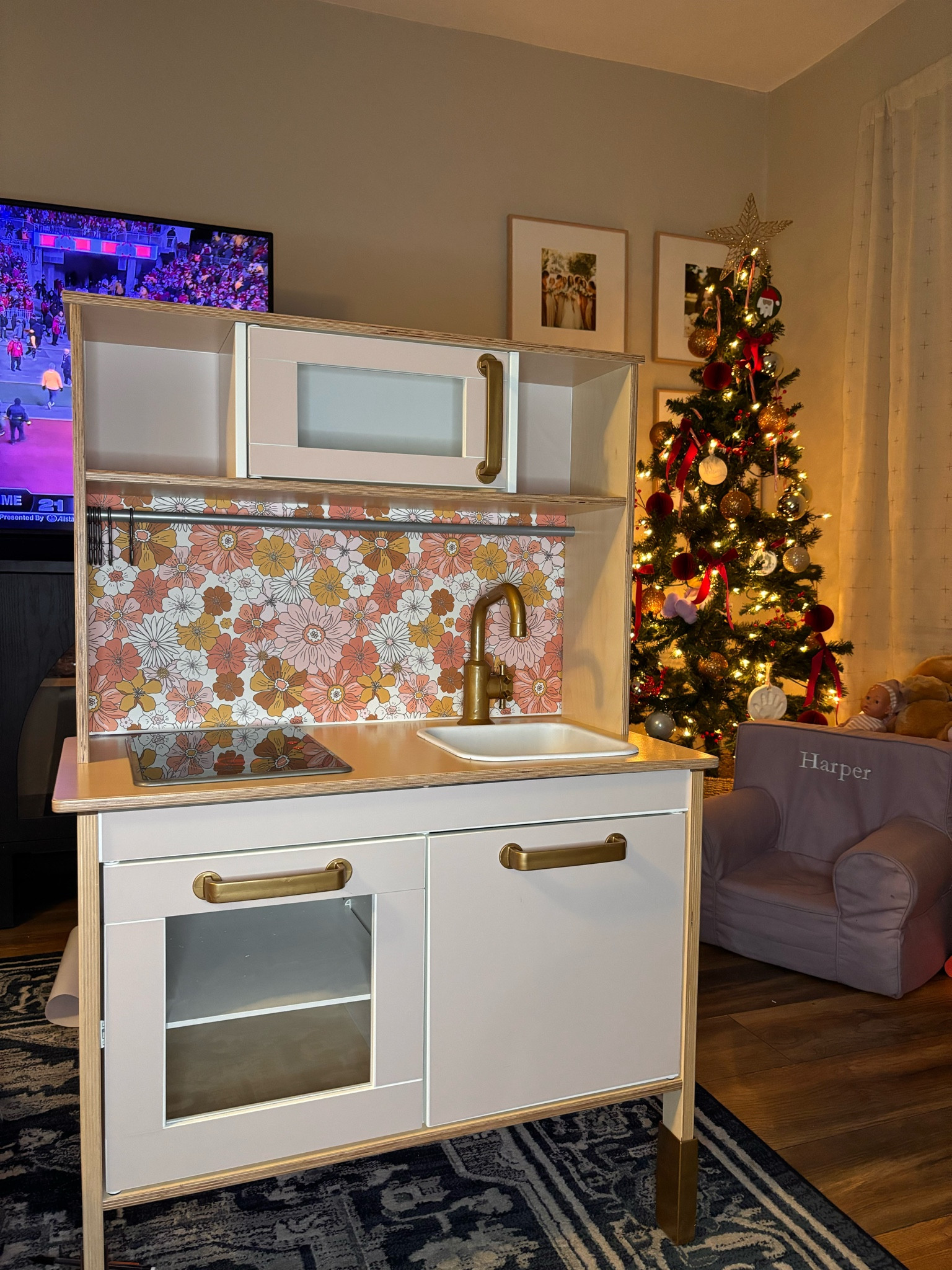 Custom ikea play kitchen!! 
Using decals from Etsy & spray paint!!

#LTKFamily #LTKKids #LTKHoliday
