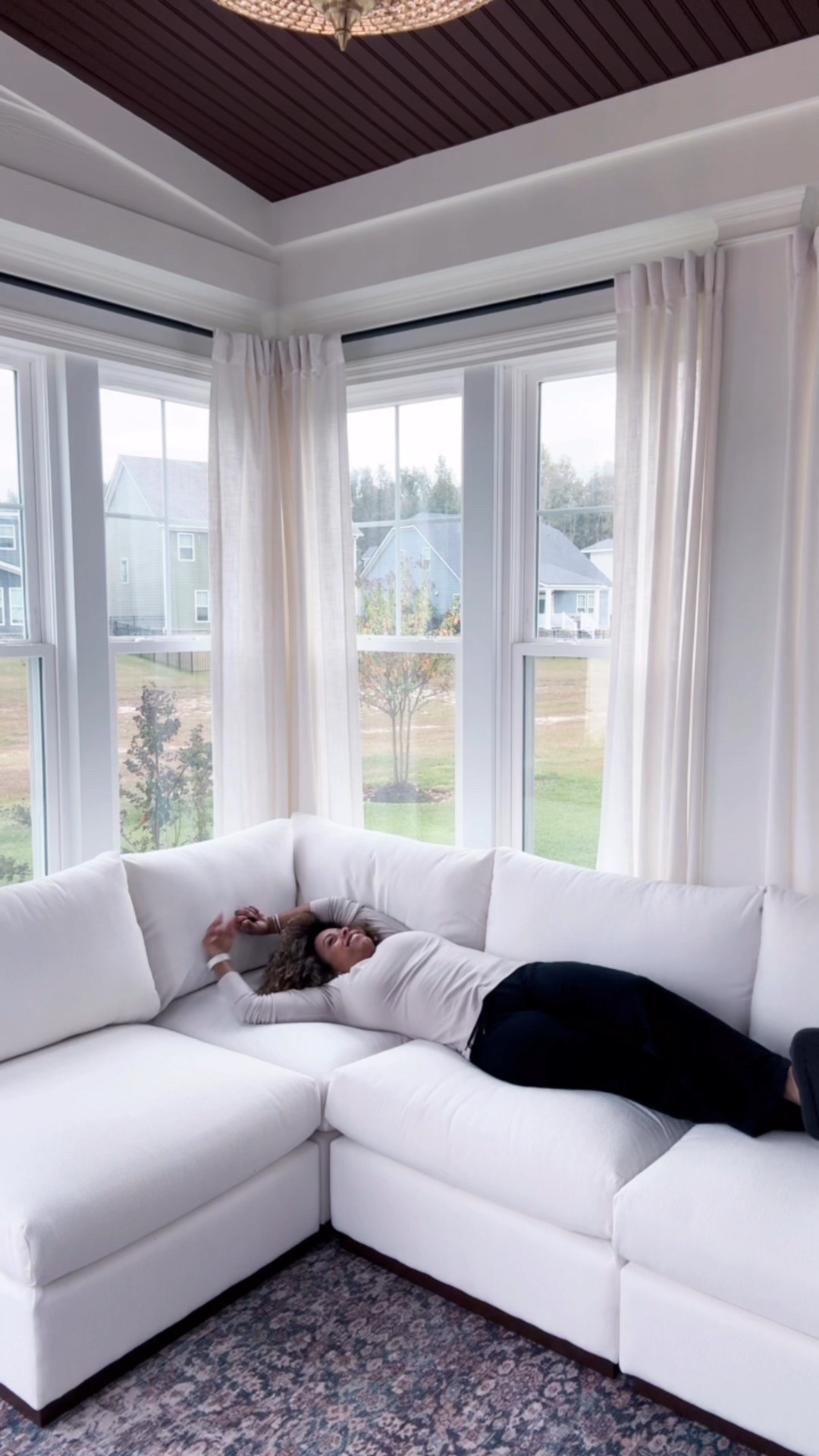 Choosing the right fabric is of utmost importance when you’re shopping for a light or white sofa.
There are variables such as rub count and texture but my #1 preference is using a fabric that is washable and covers that are removable.

#sunbrella #Sectional #Sofa #WhiteSofa #Washable

#LTKHome #LTKmomlife