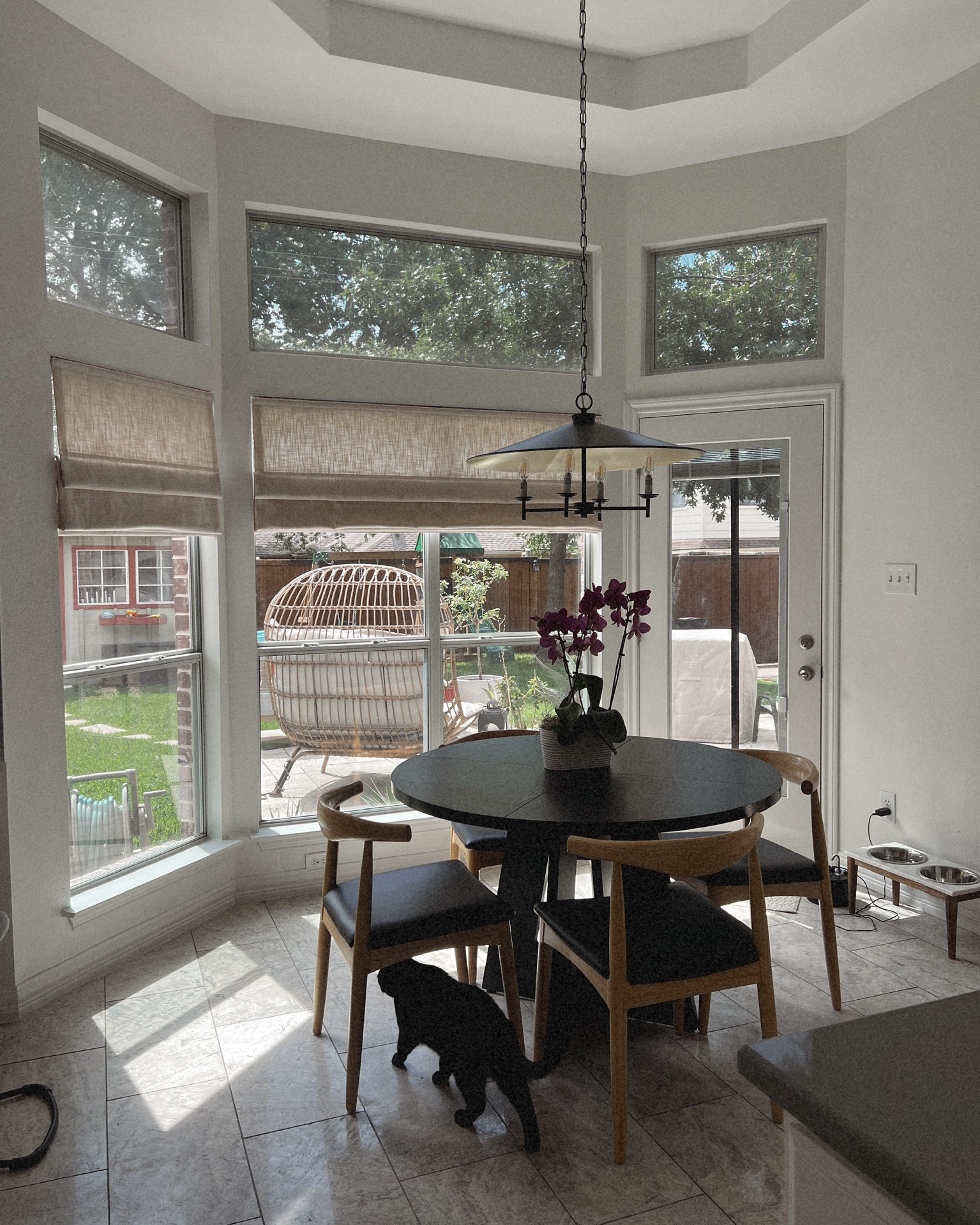 Home decor details as of late 🏡🤍

Kitchens styling, kitchen table, dining room, shelf styling, entryway console, console table, kitchen decor, glassware, summer home ideas, kitchen lighting, home gift ideas

#LTKHome #LTKSummerEdit #LTKFamily