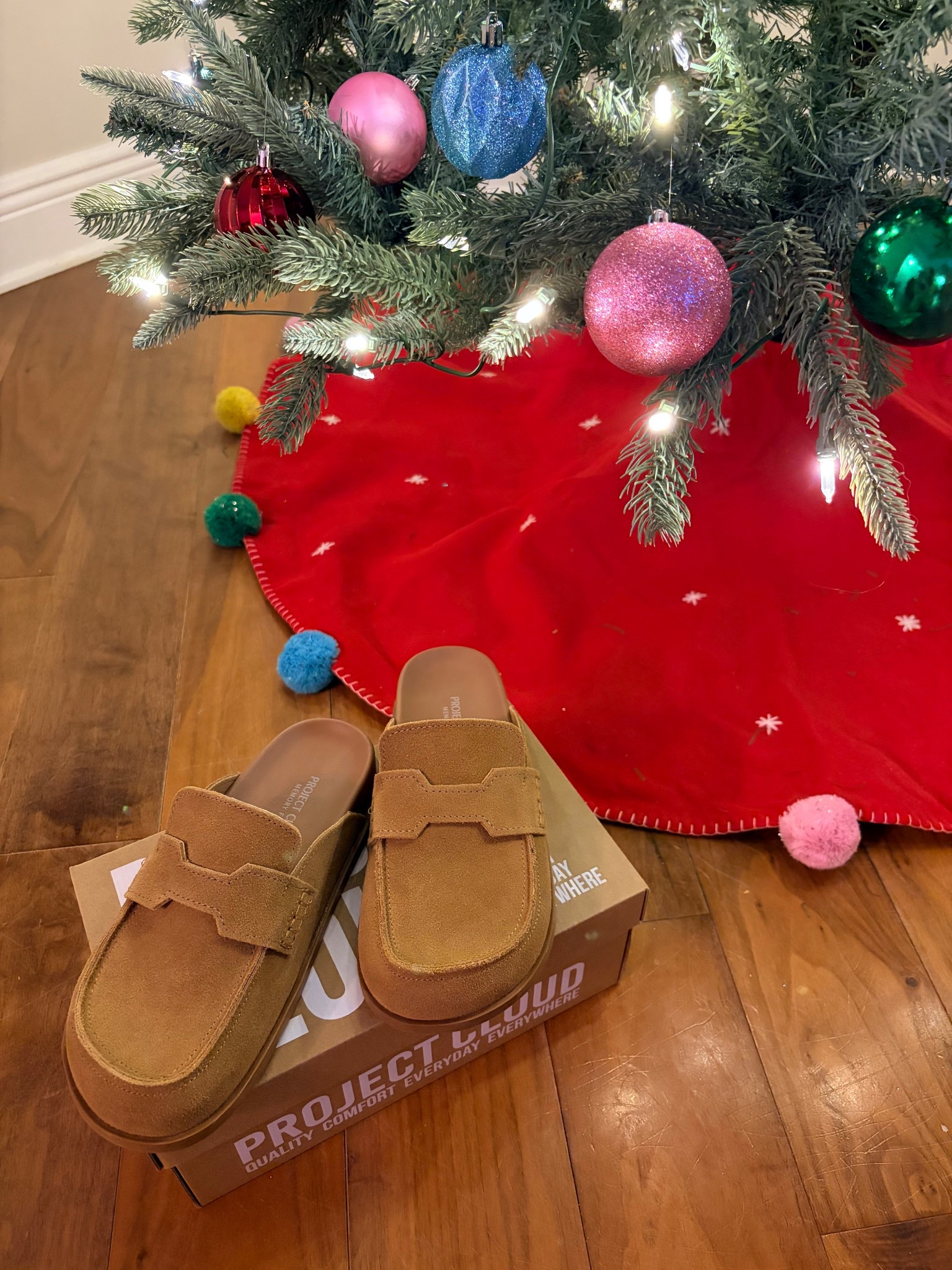 Early Christmas gift to myself - these adorable shoes I’ve had my eye on for months. 

GUYS, let me tell you… I wish I would have bought them sooner. They are THE MOST comfortable shoe I own now. 

I will be living in these from now on. And quite possibly ordering more colors! 😅 

Grab them now while they’re on sale for only $56!!

#LTKGiftGuide #LTKFindsUnder100 #LTKmomlife