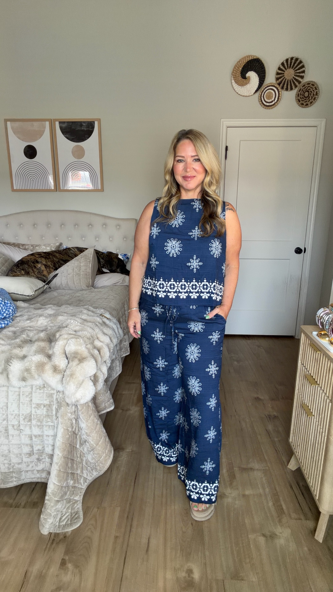 Size large 

#LTKMidsize #LTKOver40 #LTKPetite