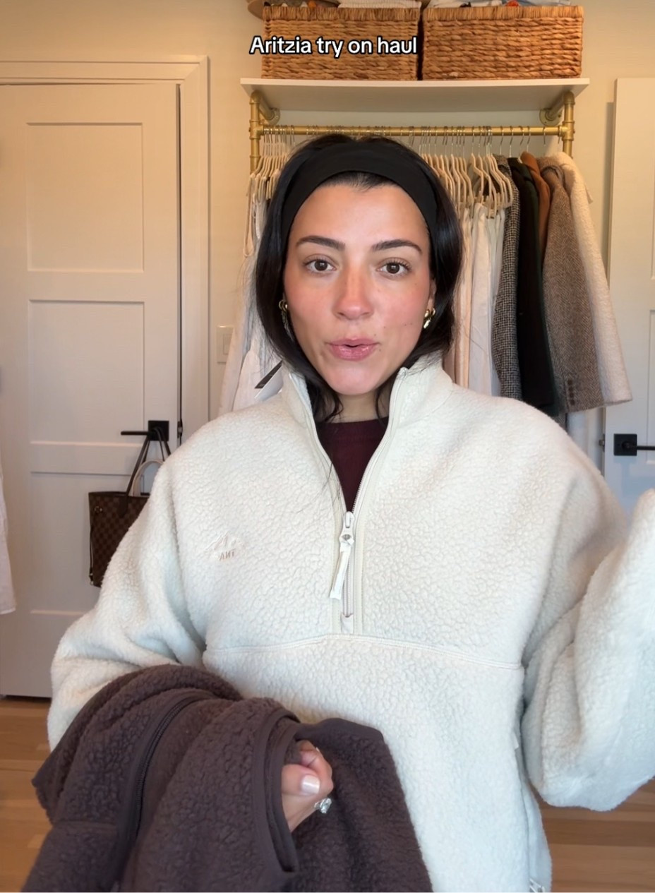 Loving these fleeces from Aritzia!! 🤎

#LTKSeasonal #LTKStyleTip