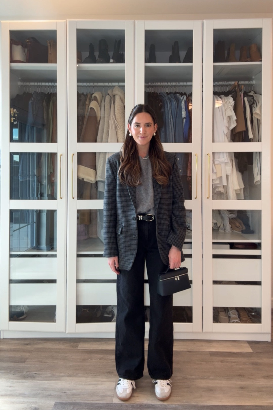 Size xsmall sweater 
Size 25 jeans

Fall outfit 
Jeans 
Denim 
Sweaters 


#LTKFindsUnder100 #LTKSeasonal #LTKStyleTip