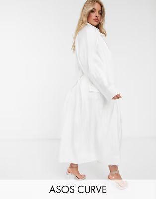 ASOS DESIGN Curve taffeta trench coat in white | ASOS (Global)