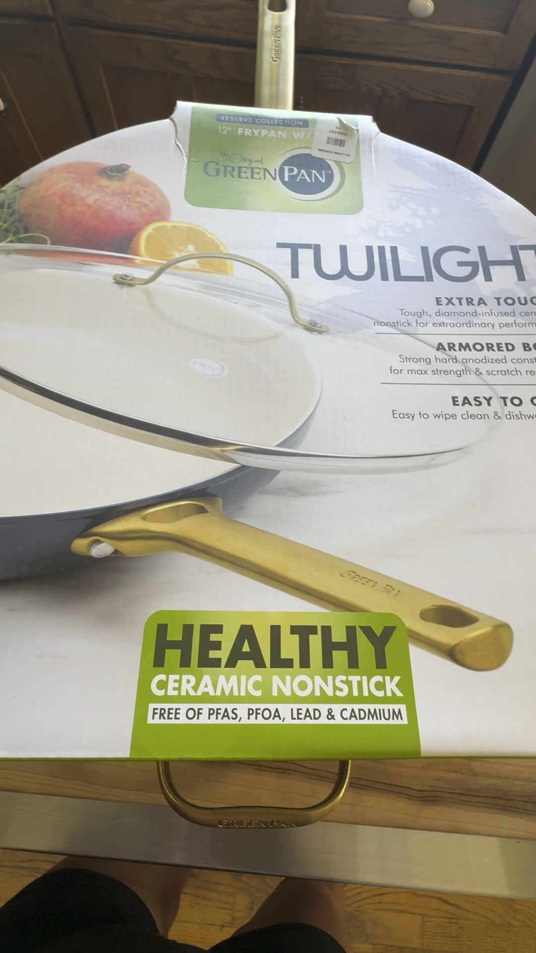 I’m breaking up with the Caraway brand..they eventually lose their non-stick surface even though I’m super careful when washing them. This brand is sooo much better. Non-toxic and a way better non-stick ceramic! 

#LTKVideo #LTKhome #LTKsalealert