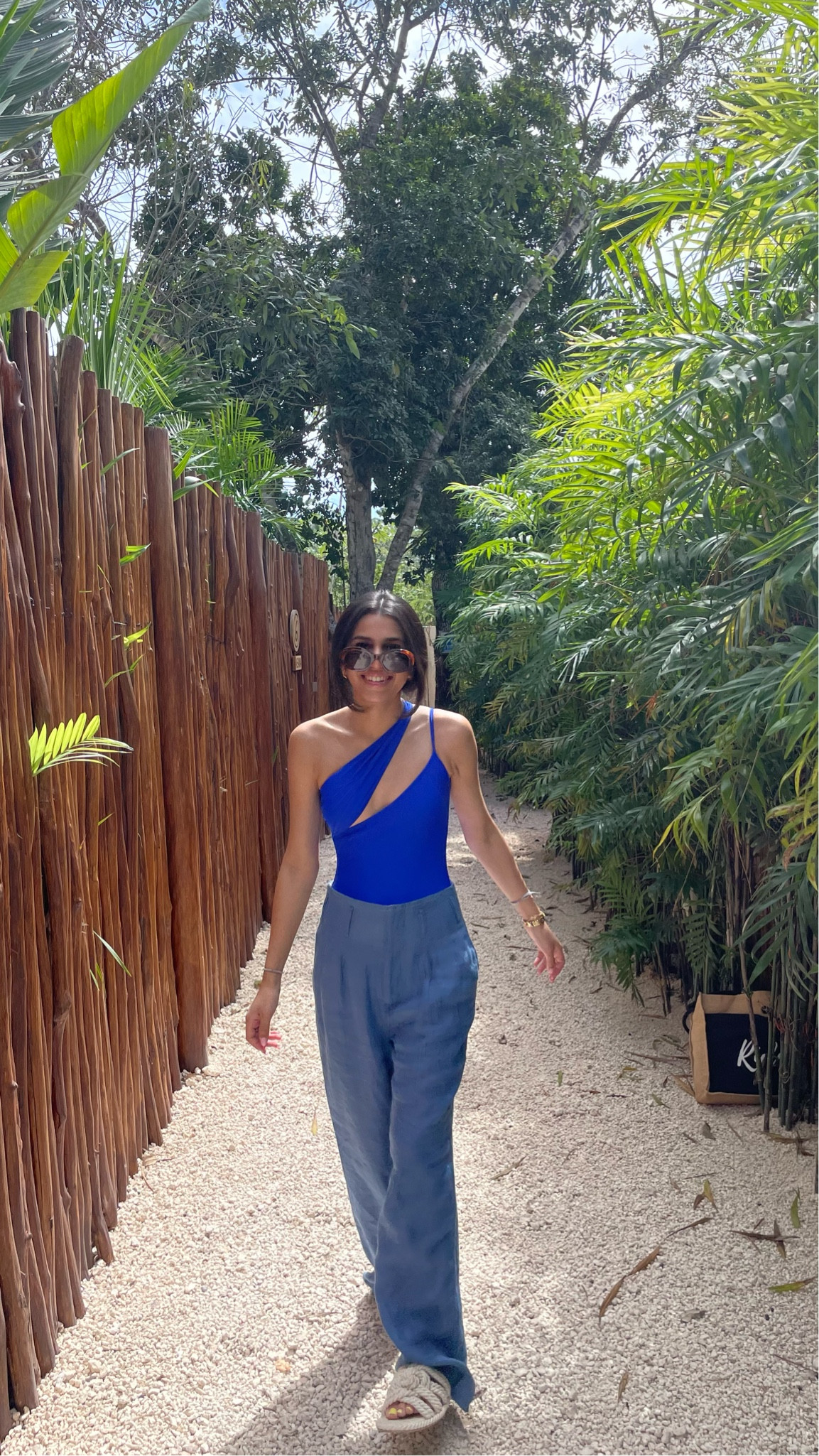 Feeling blue 

#LTKunder50 #LTKFestival #LTKtravel