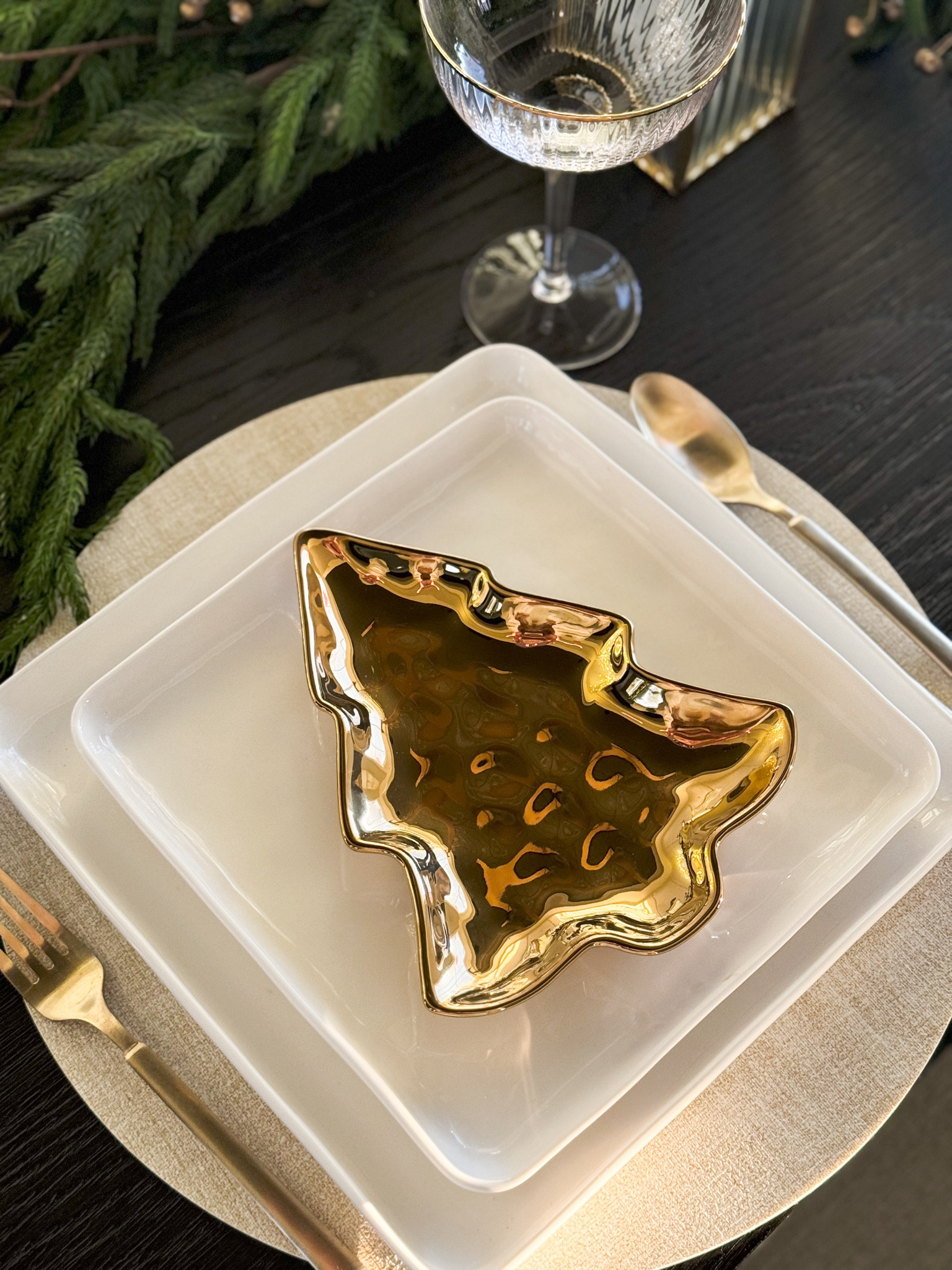 Bringing holiday cheer to the table with these charming Christmas tree plates! 🎄

Tree, target, holiday, decor, home, seasonal, table, shelves, ceramic, office, living room , mini trees, Christmas, art 


#LTKHoliday #LTKFindsUnder50 #LTKSeasonal
