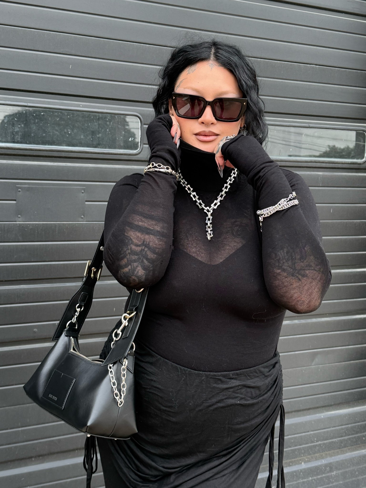 The perfect sheer turtleneck top and sunnies 


#LTKMidsize #LTKSaleAlert #LTKFindsUnder100