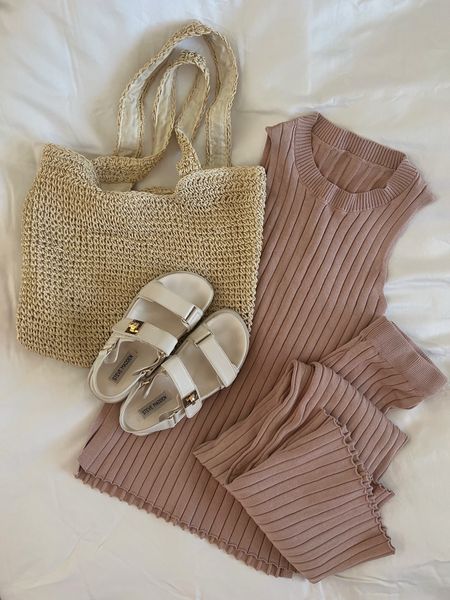 Cozy ribbed amazon set! Pair this with a cardigan or denim jacket for fall!

Amazon fashion / matching set / ribbed set / cozy outfit / amazon style



#LTKstyletip #LTKfindsunder50