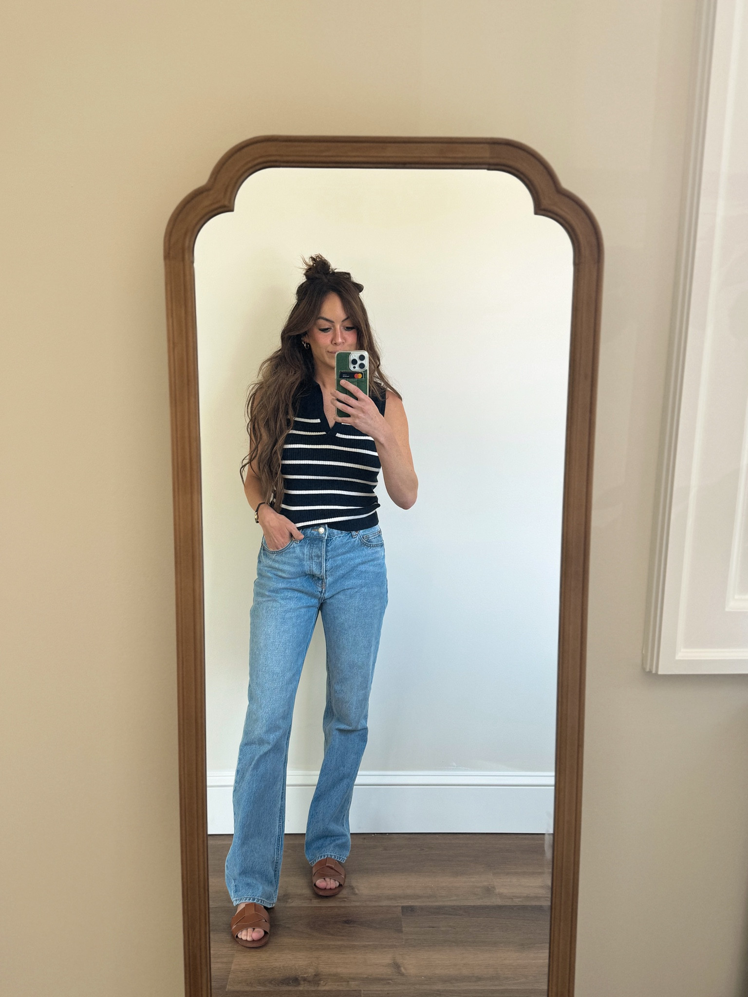 Cozy summer fit. Love a collared shirt to look instantly pulled together. 


Shoes & jeans: Zara 🫶🏼🤍

#LTKSaleAlert #LTKSeasonal #LTKFindsUnder50