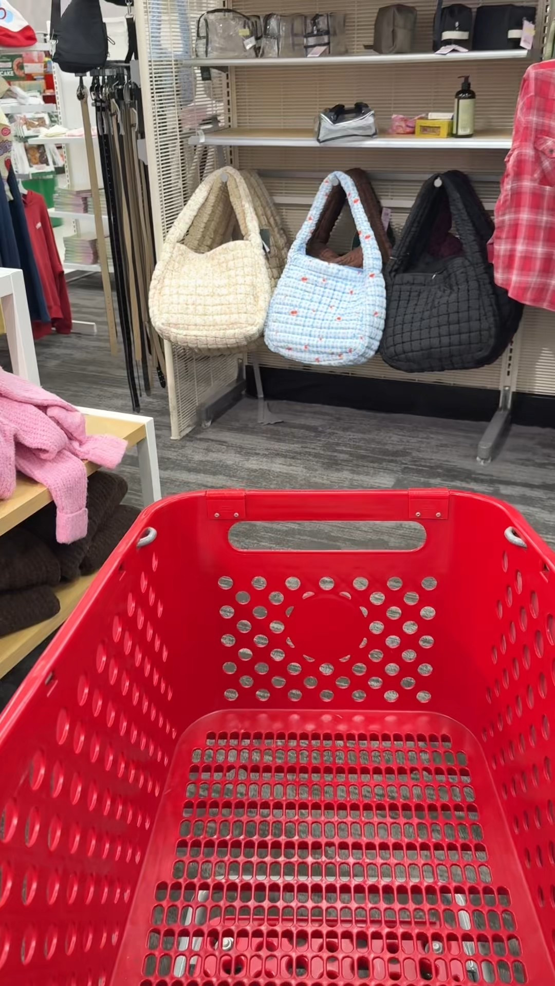 Free people lookalike! Cute puffer bags in new prints 

#LTKgrwm #LTKSeasonal #LTKFindsUnder100