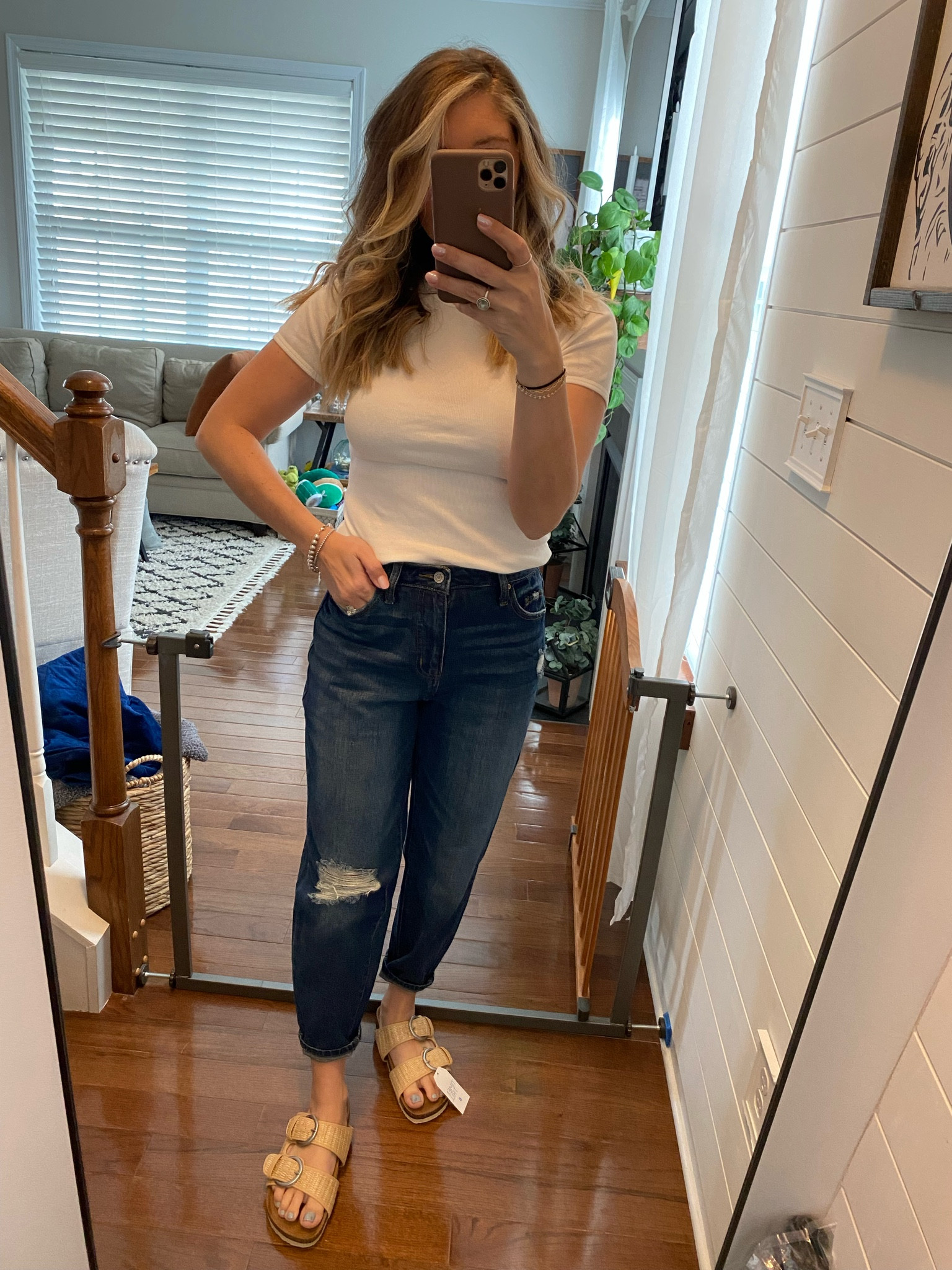 
Same jeans just distressed 
Jeans size 2
Top size small
Sandals size 8 

#LTKstyletip #LTKunder50 #LTKsalealert