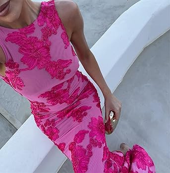 Qikaka Women's Sleeveless O Neck Flowers Embroidered Bodycon Sexy Nightclub Party Dress | Amazon (US)