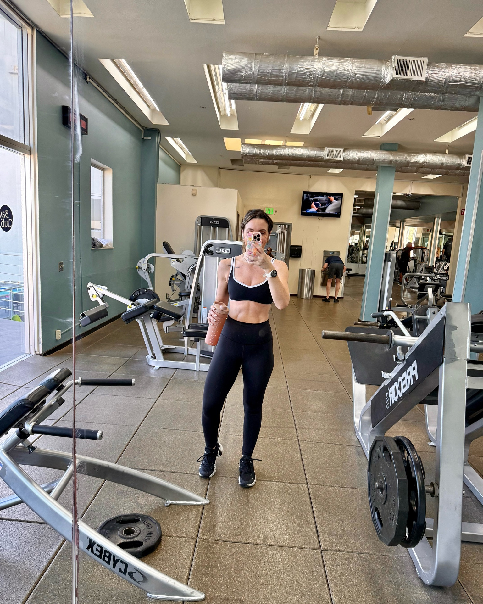 Abercrombie bra 🤍 

#LTKFitness #LTKActive