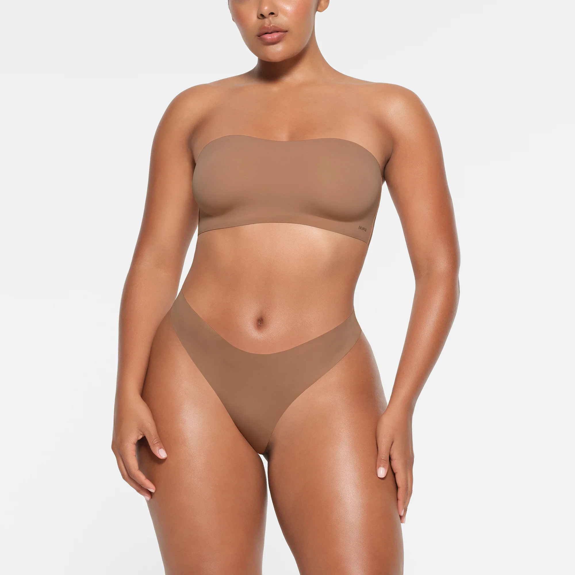 SKIMS Bandeau | Medium Neutral | Small | SKIMS (US)