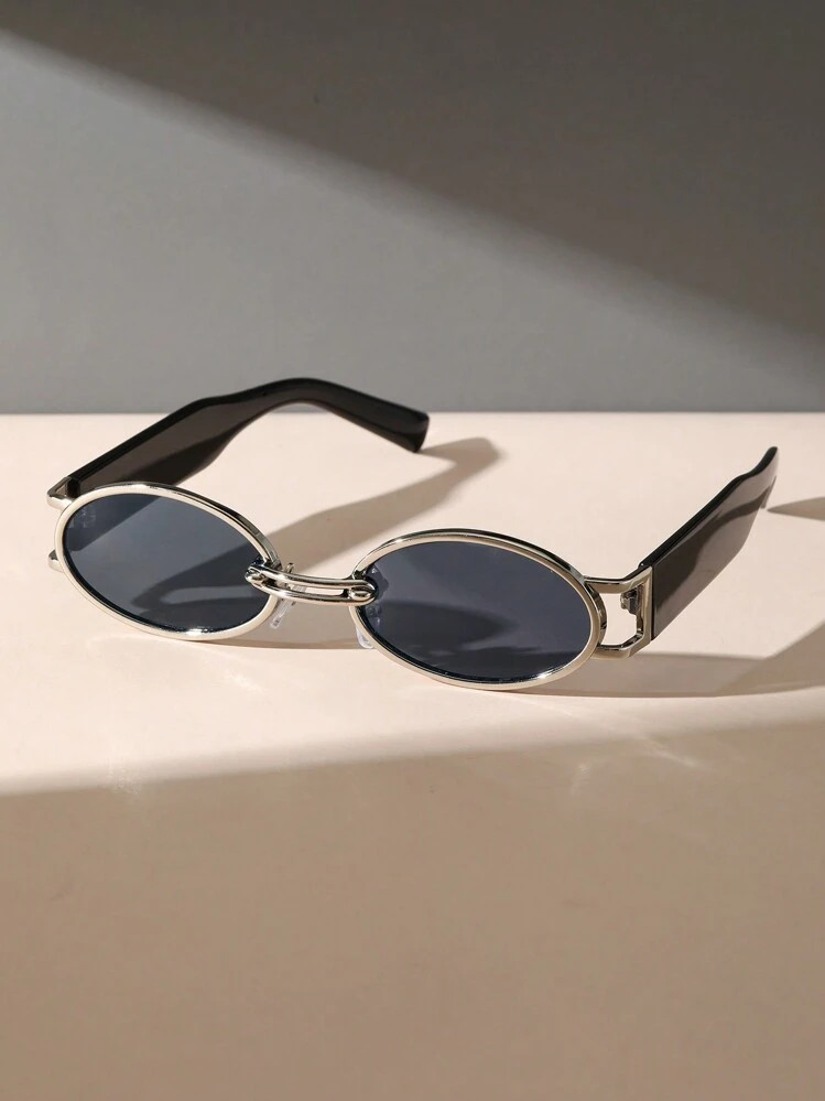 1pc Round Silver Metal Frame Fashion Glasses For Women Daily Life Stylish Cool Party Clothing Accessories Beach Accessories For Women Glasses Shades Basics Fall Winter Women Outfits Clothes Business Casual Gifts For Summer Beach Vacation, Outdoor, Travel Preppy Style For Back To School | SHEIN