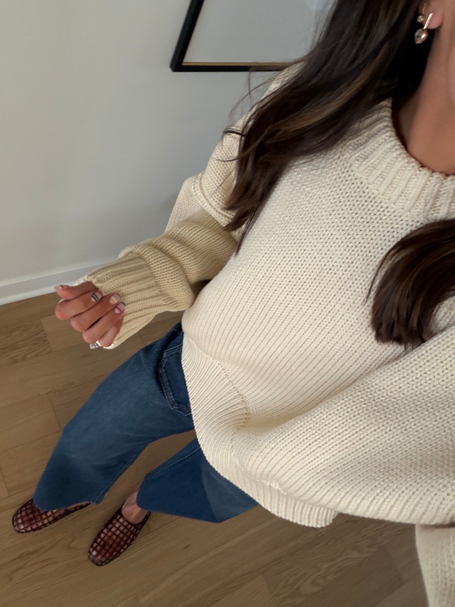 Chunky knit sweater of my dreams !!!
One sized, 100% organic cotton and so well made. 
Jeans: tts (26)
Jelly flats: size down half

Sezane spring / ivory sweater / Paige jeans 

#LTKSeasonal #LTKootd