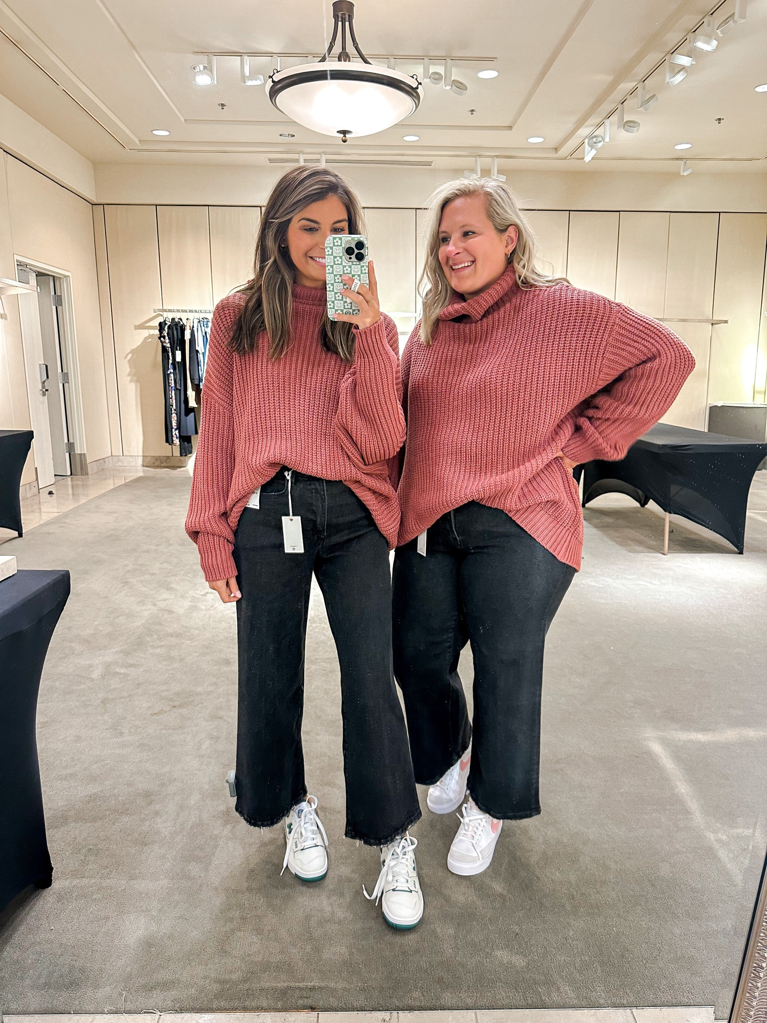 These jeans are GOLD and so is this free people sweater! Every year it’s so good. Shop these looks from the Nsale! 

#LTKxNSale

#LTKxNSale