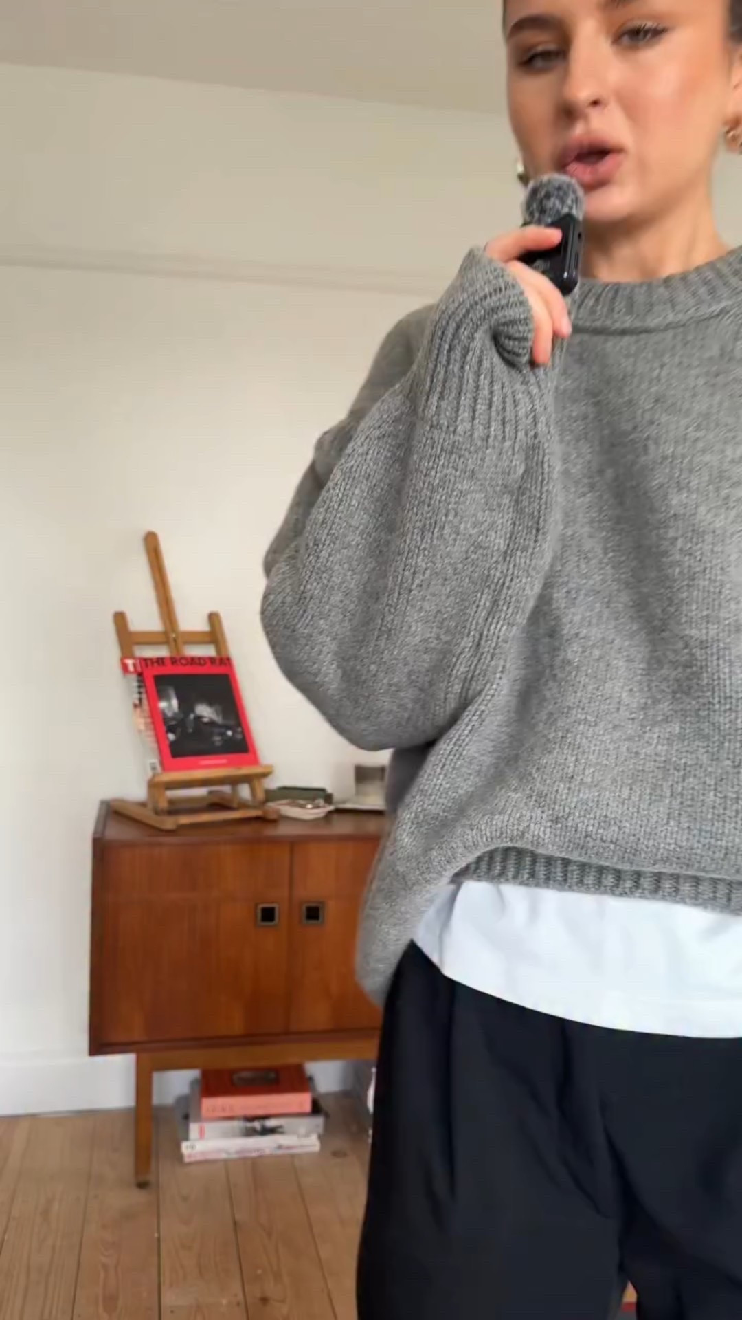 Now here’s a theory for you, change one item everyday to make new outfits but it’s not overwhelming - this is perfect for the office girlies 🤝🏼 

Things that can’t be linked 
Black trousers - the brand is The Sixth Language on Instagram 

Black skirt: I got it off Vinted and has no tags (linked similar) 

Denim jacket lighter wash is vintage Lee jeans 
Cropped dark denim jacket is old old Nakd fashion 

Red and grey jumper: damson madder 

Shoes are old & other stories 


#everydayoutfits #officeoutfit #grwmoutfit #outﬁtideas #ootdreel

#LTKstyletip #LTKmodest #LTKworkwear