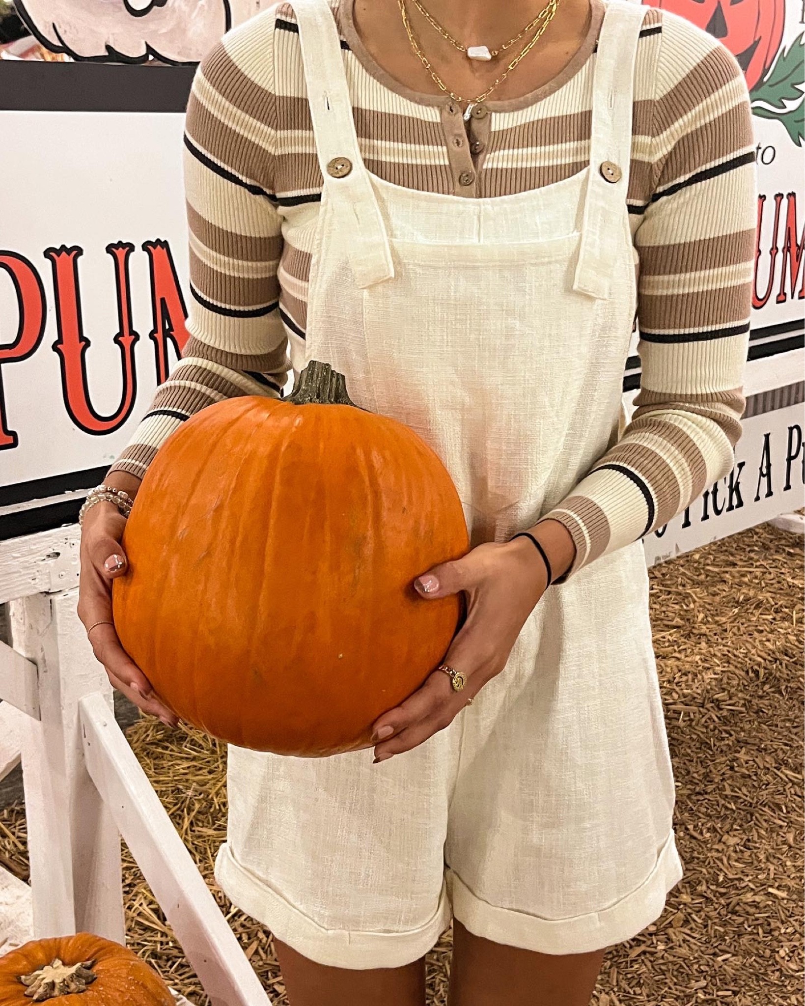 shirt is princess polly and overalls are ghanda clothing, but i linked similar cheaper ones here <3

#LTKSeasonal #LTKstyletip #LTKunder50