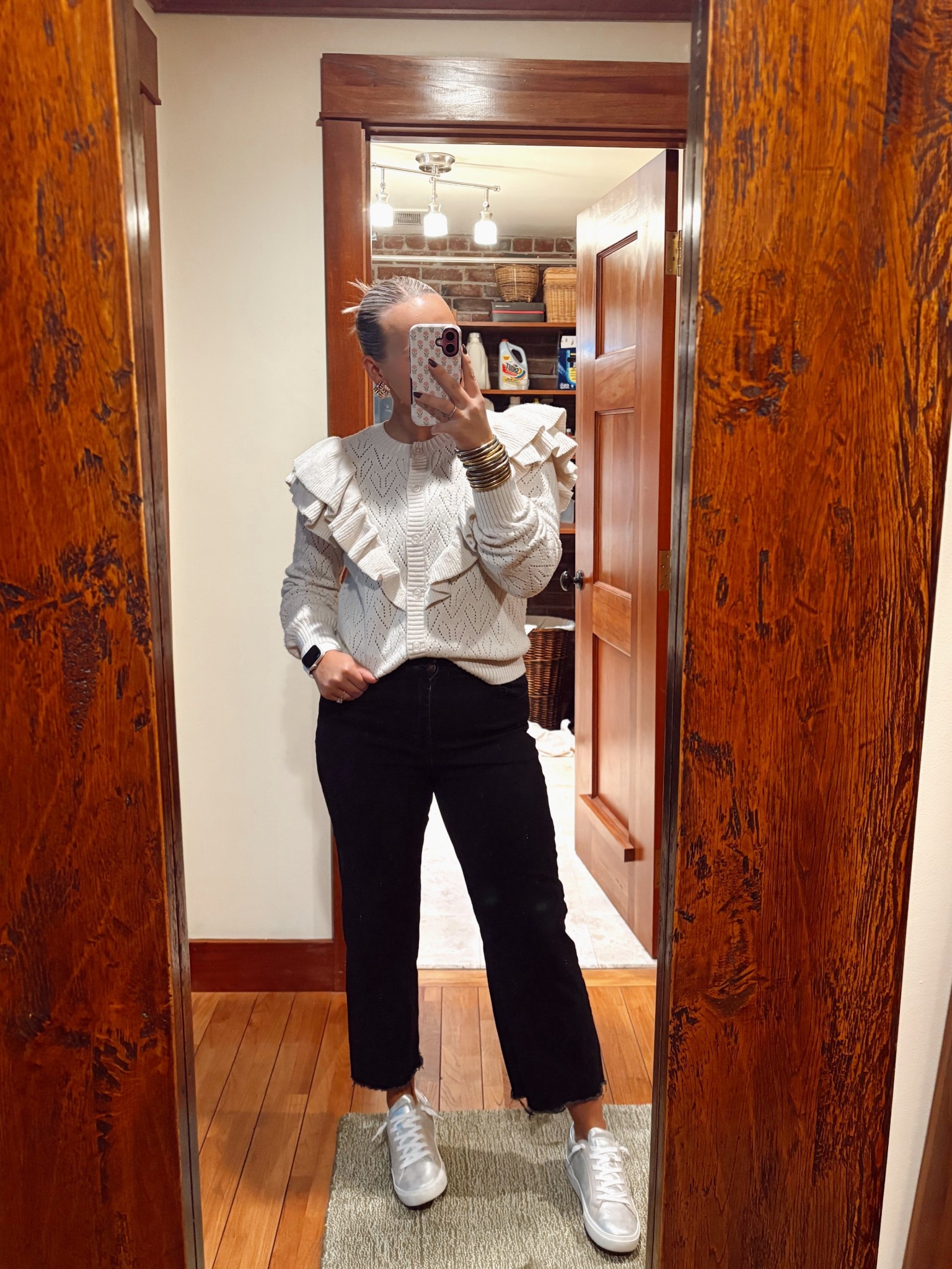 LOVE this sweater I got from tj maxx!!! 🤎

#LTKFindsUnder50 #LTKPetite #LTKStyleTip
