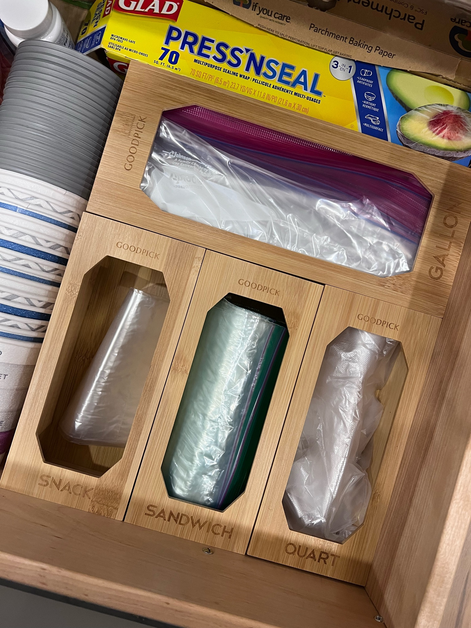 AMAZON PTIME $15.59 set of 4 bag organizer clip 40%off coupon 


#LTKsalealert #LTKhome #LTKfamily