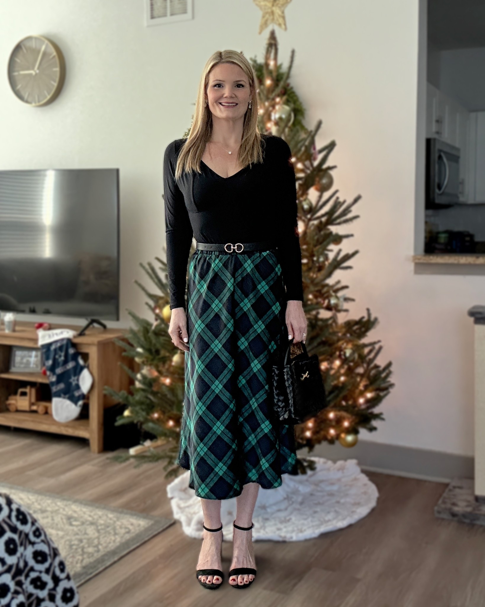 Christmas outfit idea! Green plaid midi skirt and long sleeve bodysuit  

#LTKOver40 #LTKootd #LTKHoliday