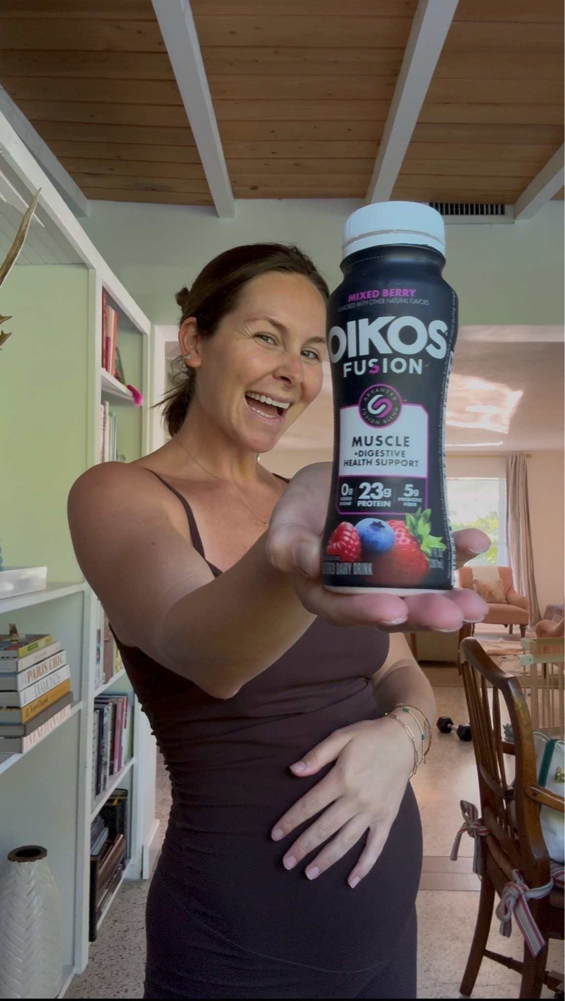 #ad aaaall the good eats this day 💪🏼🕺🏻

I’m all about stocking up on easy staples to help you hit your protein & fiber goals, & thankfully these @oikos Fusion Drinks make it crazy easy to do just that. They have 23g of protein per bottle + 5g of prebiotic fiber to support digestive health, & their patented Advanced Fusion Blend helps build & retain muscle mass during weight loss if that happens to be your goal at the moment**.

Personally I’m also a big fan of the 0g added sugar* & no artificial sweeteners👏🏼.

Linking them here via my @shop.ltk so you can snag some @target now! 

*not a low calorie food
**Contains whey, leucin, and vitamin D which, together with exercise and a balanced diet, help maintain muscles.

#TargetPartner #oikosstrong #oikostarget #targetfinds #liketkit