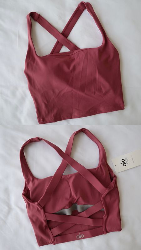 High quality, super soft Alo Yoga sports bra.
I got 1 size bigger, but still tight. If you have very small boobs, size up 1 size.
If you have normal or bigger boobs, size up 2 sizes

#LTKSpringSale #LTKfindsunder50 #LTKsalealert