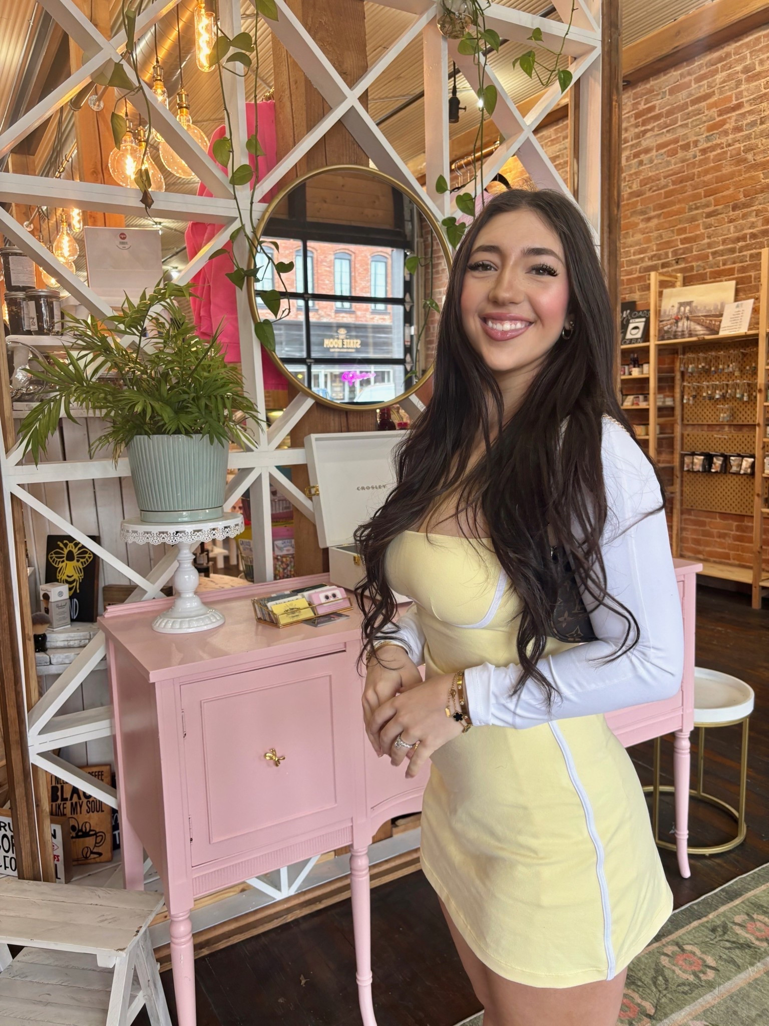 current fave tennis dress from Alo ✨🍋☁️ not available in yellow anymore but plenty of other cute colors to pick from!
