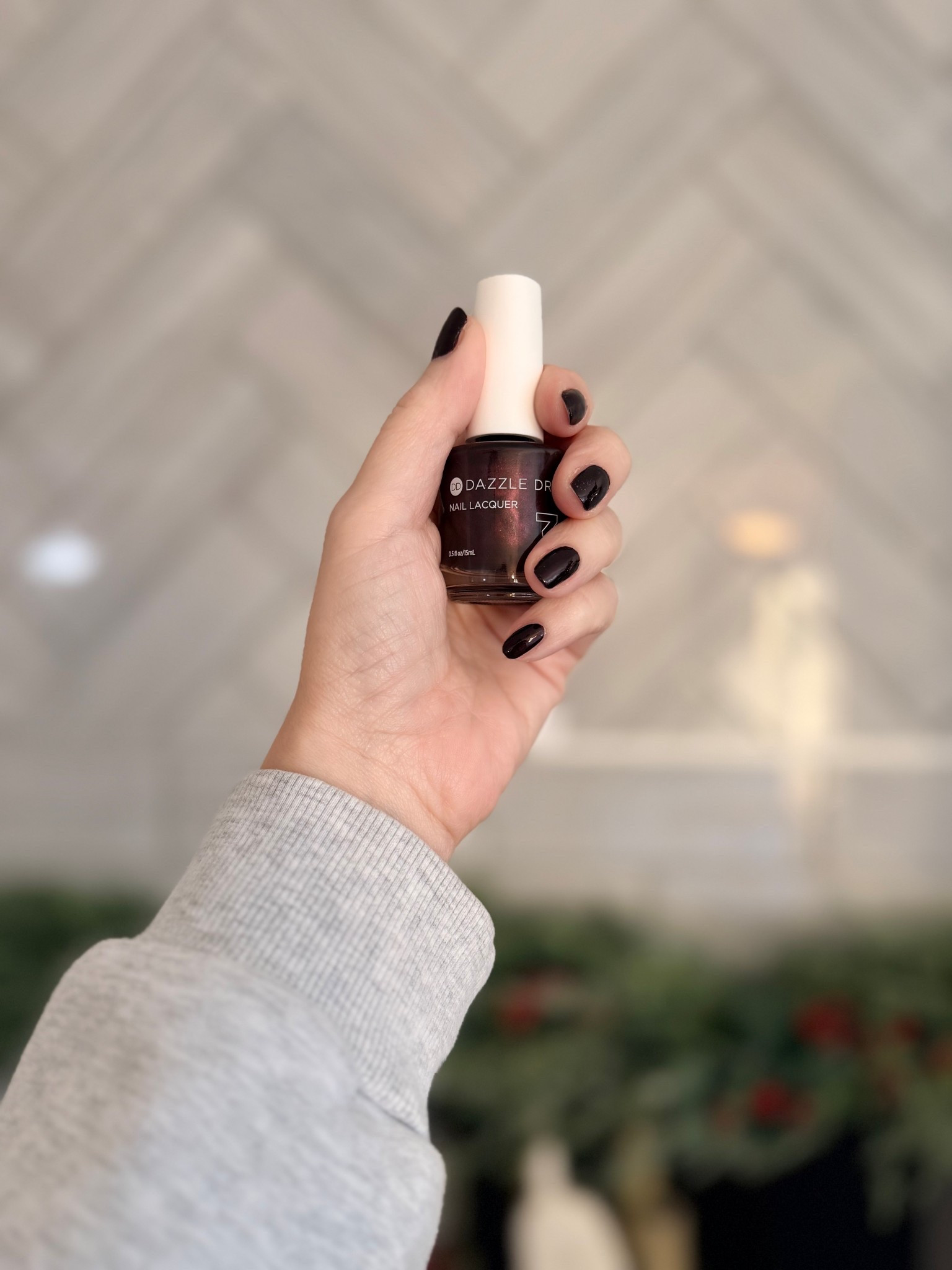 The prettiest Merlot nail color for the holiday season. Dazzle Dry is my favorite non toxic nail polish that wears like a gel nail polish without the UV lamp. Grab thestarter kit for a gift idea or a couple polish color for stocking stuffers. 
#nailpolish #nontoxic #teengirlgiftide #momgiftidea #momstockingstuffer

#LTKBeauty #LTKselfcare #LTKGiftGuide