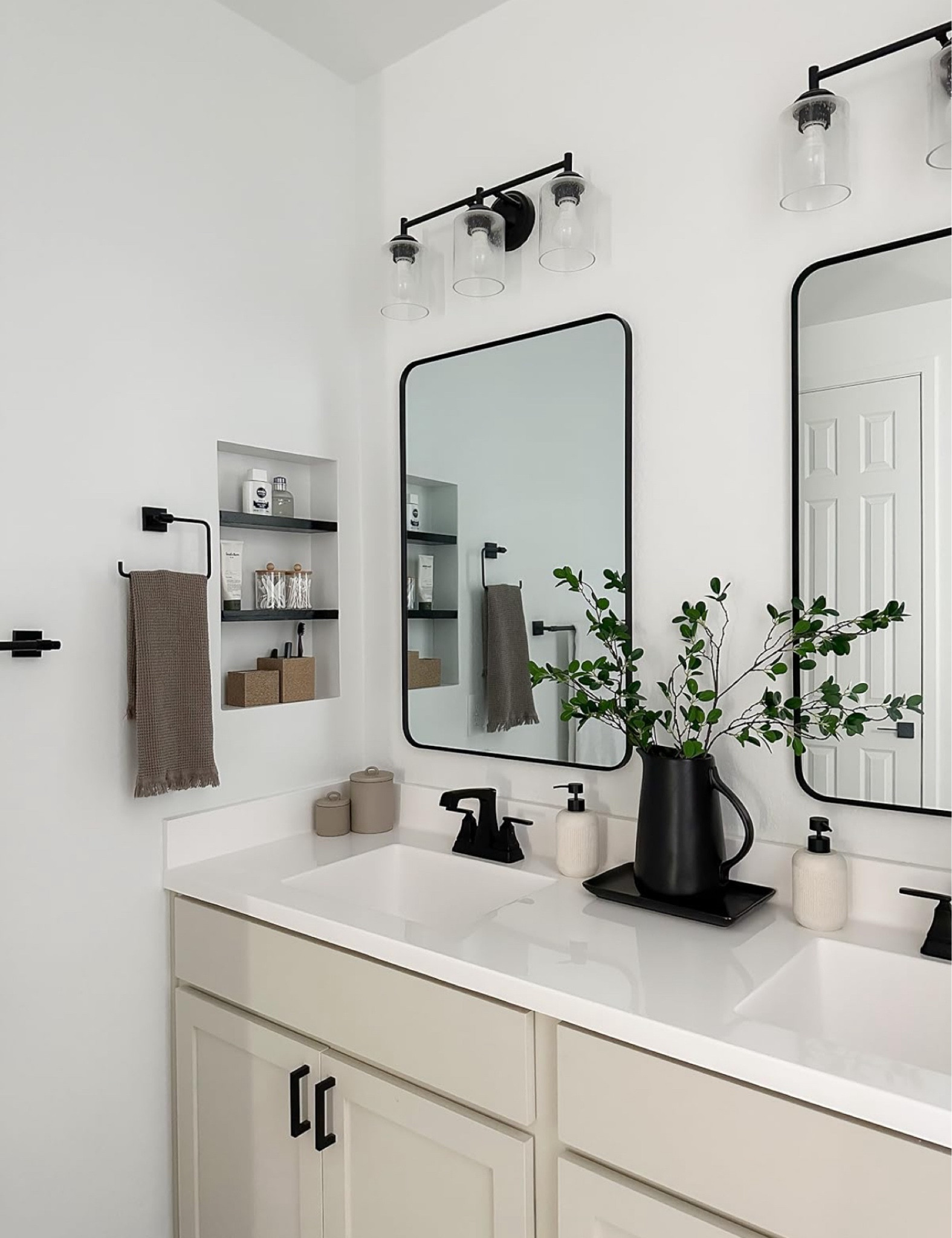 Bathroom inspo. #homefinds #bathroomdecor #neutralhome 

#LTKHome #LTKFindsUnder50 #LTKFindsUnder100