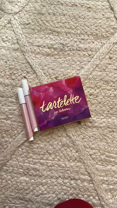 Save big on Tarte makeup, my favorite eyeshadow is on sale along with juicy lip! I wear these daily! Use code FAM30 at checkout! 



#LTKfindsunder50 #LTKbeauty #LTKxSephora