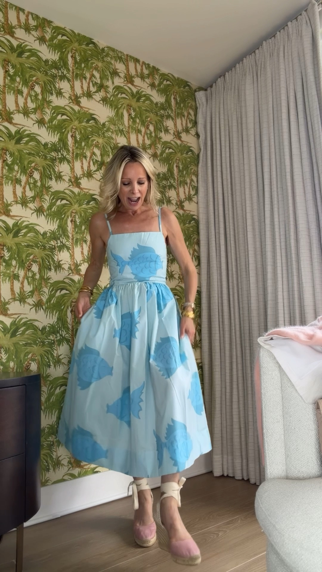 An easy one to reach I’ve been reaching for 🤍
The Doris Day dress from #dottiehart I’m xs TTS fits exactly how I like, more structured through the top with an easy flattering shape

#LTKdayinmylife #LTKgrwm #LTKootd