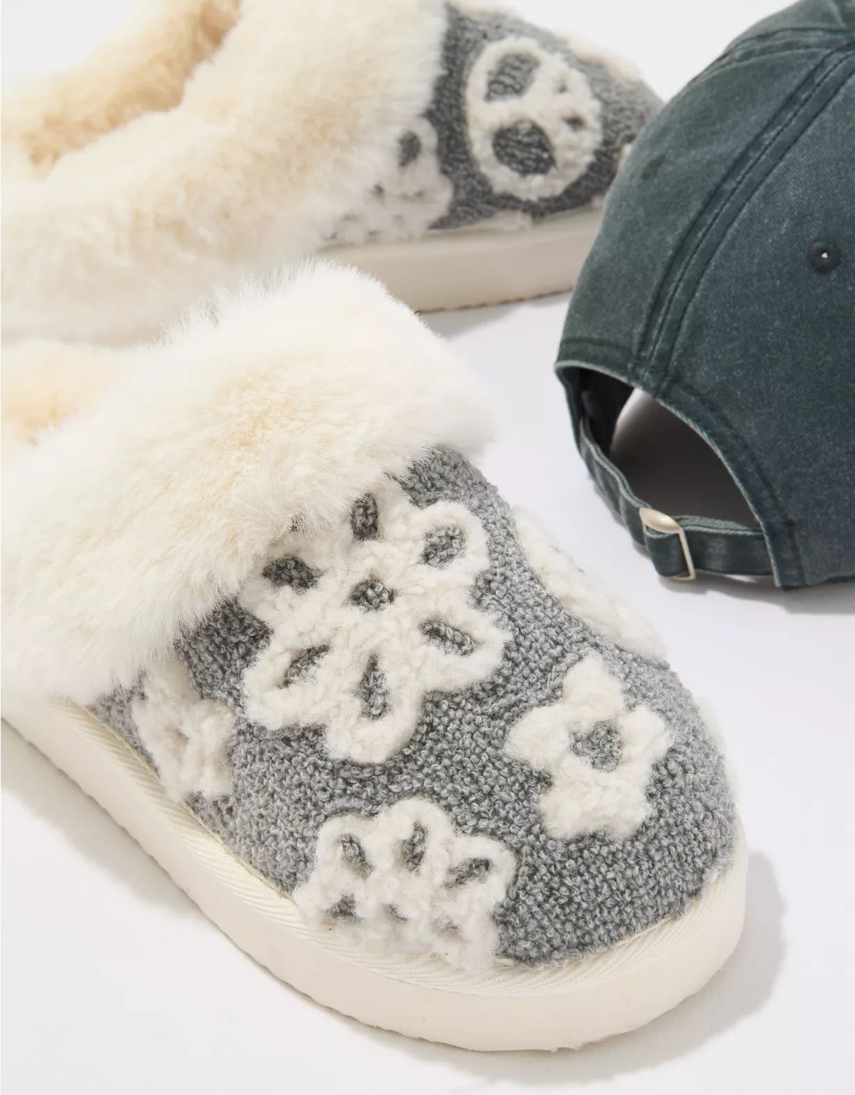 AE Quirky Floral Slipper | American Eagle Outfitters (US & CA)