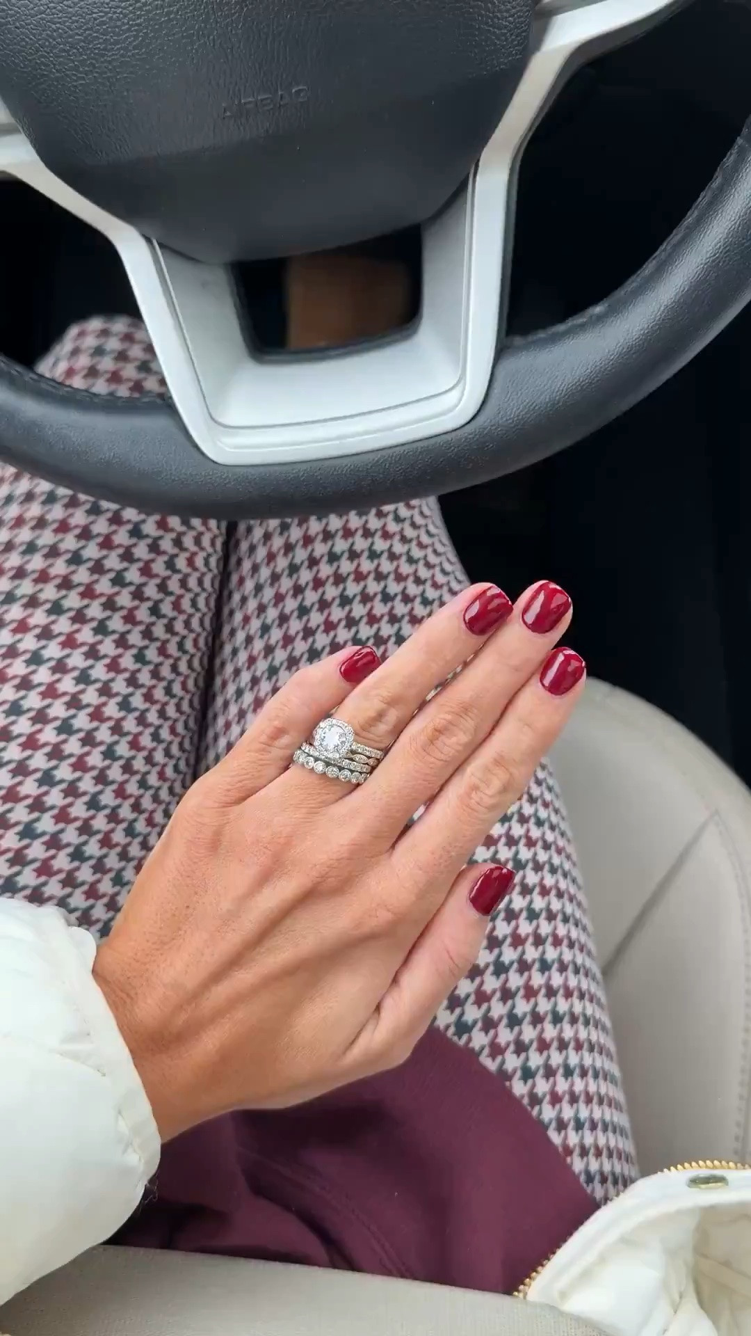 The perfect nail color for fall vibes!!Wearing opi magala wine. Linked my outfit as well!

Activewear, beauty, nail polish, fall nail color

#LTKgrwm #LTKBeauty