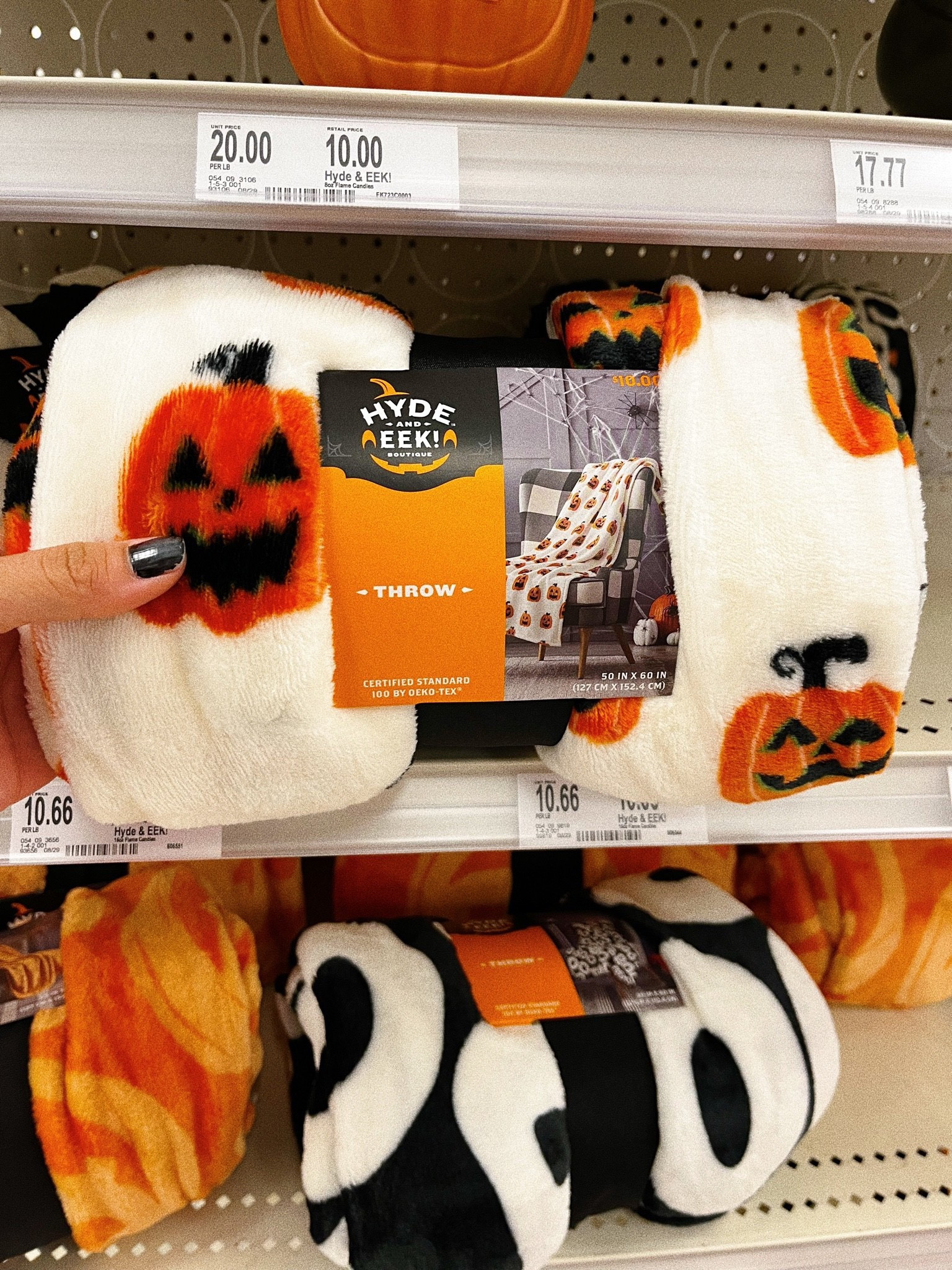 Soft pumpkin blanket perfect for cozy season! ☕️🍂✨


Cozy blanket
Cozy home decor
Halloween blanket
Halloween home decor
Fall home decor
Under $10
Target fall finds

#LTKhome #LTKSeasonal