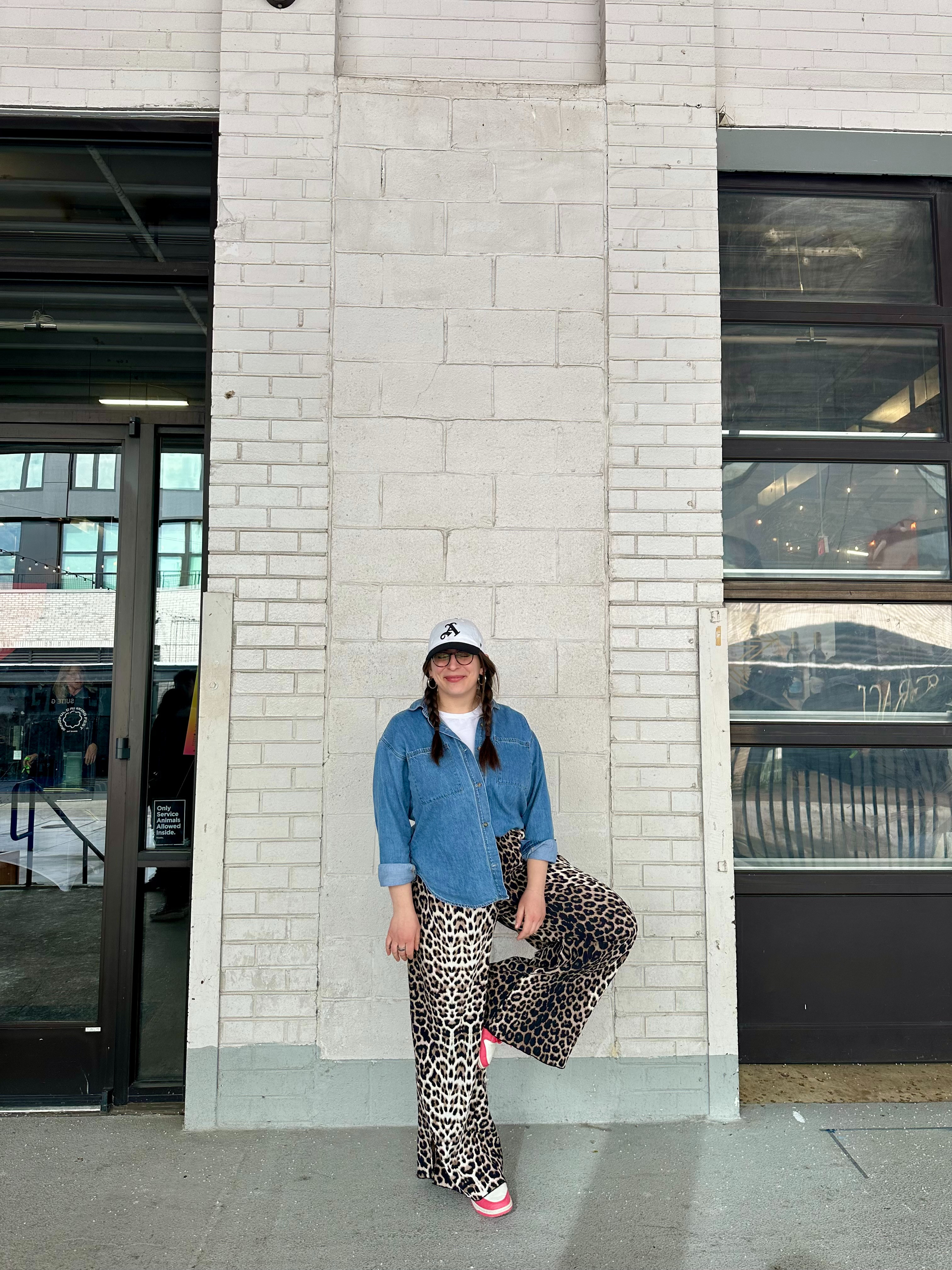 I know cheetah/leopard print is bold but the style of these pants make it easy to style  

 #LTKMidsize #LTKFindsUnder100 #LTKStyleTip