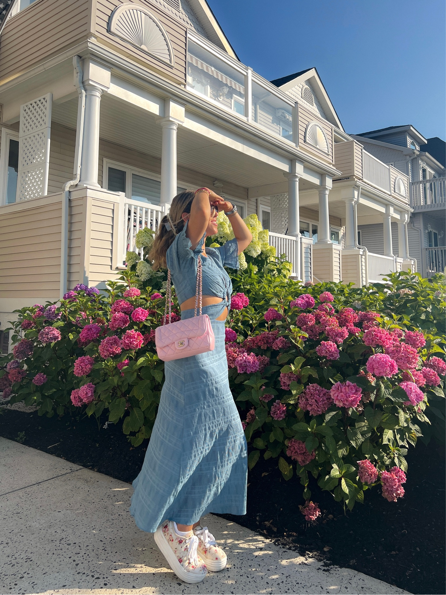 Flowy cutout blue short sleeve dress ✨

#LTKfit #LTKSeasonal #LTKstyletip
